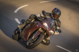 Yamaha R1